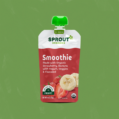 Smoothie with Strawberry, Banana, Yogurt, Veggies & Flaxseed